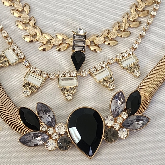 Elegant 3 Strand Gold and Crystal Necklace Earrings Set - Picture 6 of 11